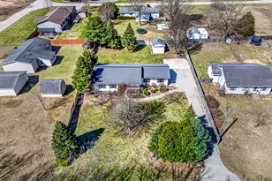 7947 S Marlene Dr, Rothbury, MI 49452 - Photo 4