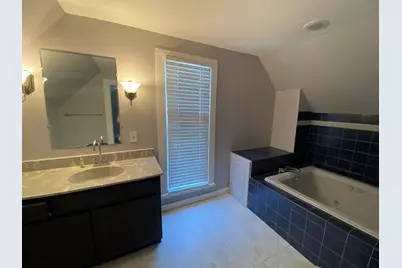 860 E Michigan Avenue, Marshall, MI 49068 - Photo 8