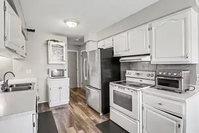 111 Central Court, Garden City, MI 48135 - Photo 10