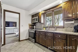 19094 Walden Dr, Spring Lake, MI 49456 - Photo 12