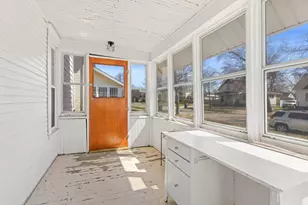 1331 Pennoyer Ave, Grand Haven, MI 49417 - Photo 4