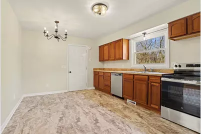 7914 Foxwood Street, Richland, MI 49083 - Photo 6