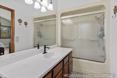 1661 68th Street, Fennville, MI 49408 - Photo 12