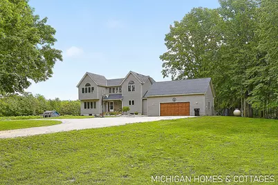 1661 68th Street, Fennville, MI 49408 - Photo 4