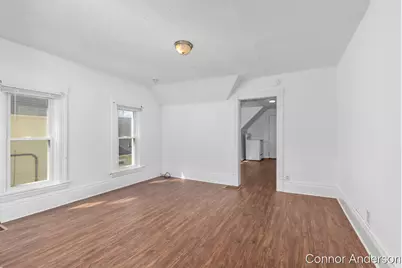 1027 Fulton Street E, Grand Rapids, MI 49503 - Photo 12