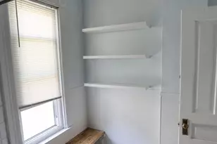 1027 Fulton St E, Grand Rapids, MI 49503 - Photo 8