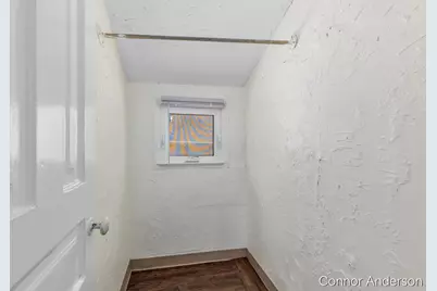 1027 Fulton Street E, Grand Rapids, MI 49503 - Photo 22