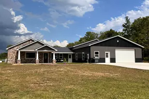 4794 Keith Rd, Hillsdale, MI 49242 - Photo 1