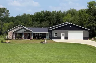 4794 Keith Rd, Hillsdale, MI 49242 - Photo 2