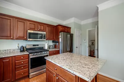 10153 E Avondale Circle, Ypsilanti, MI 48198 - Photo 12