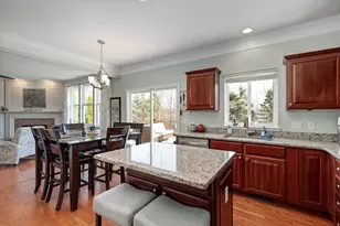 10153 E Avondale Cir, Ypsilanti, MI 48198 - Photo 10