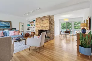 20 Heatheridge St, Ann Arbor, MI 48104 - Photo 4