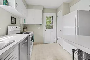 20 Heatheridge St, Ann Arbor, MI 48104 - Photo 10