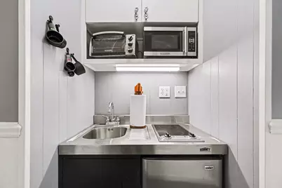 600 Browning Avenue, Manistee, MI 49660 - Photo 12