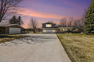 4786 Red Apple Rd, Manistee, MI 49660 - Photo 2