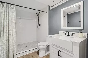 1860 Robert St, Ann Arbor, MI 48104 - Photo 44