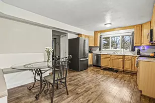 3342 Washington Ave, Saint Joseph, MI 49085 - Photo 8