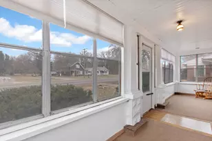 986 N Prospect Rd, Ypsilanti, MI 48198 - Photo 12