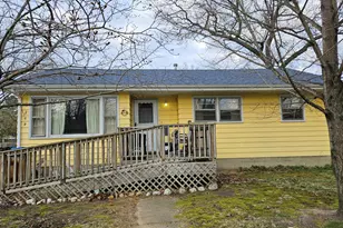 209 S Marshall St, New Buffalo, MI 49117 - Photo 1