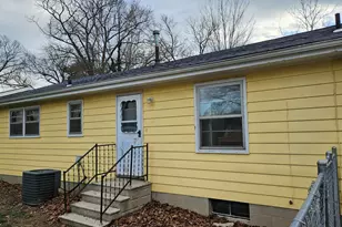 209 S Marshall St, New Buffalo, MI 49117 - Photo 4