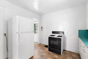 416 Bellevue Pl, Kalamazoo, MI 49007 - Photo 6