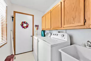 21910 River Ridge Trail, Farmington, MI 48335 - Photo 10