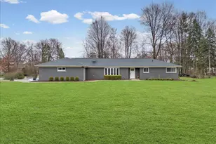 4790 Belzair Dr, Troy, MI 48085 - Photo 2