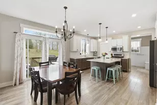 8433 Sunnyview Rd SE, Caledonia, MI 49316 - Photo 10