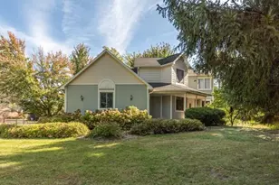 2875 Trailwood Ln, Ann Arbor, MI 48105 - Photo 4