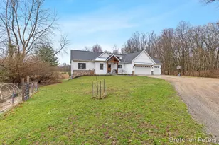 7540 Thornapple Dales Dr SE, Alto, MI 49302 - Photo 4