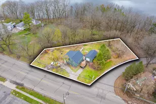 2356 Mt Olivet Rd, Kalamazoo, MI 49004 - Photo 2