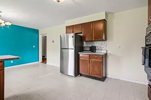 2431 Lilac Ave, Niles, MI 49120 - Photo 8