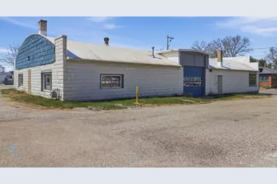 219 E Buffalo Street, New Buffalo, MI 49117 - Photo 2