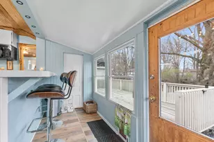 79 Budlong St, Hillsdale, MI 49242 - Photo 12