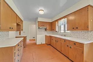 8883 S 10th St, Kalamazoo, MI 49009 - Photo 8