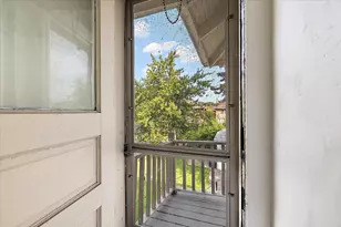 2066 Atkinson St, Detroit, MI 48206 - Photo 38