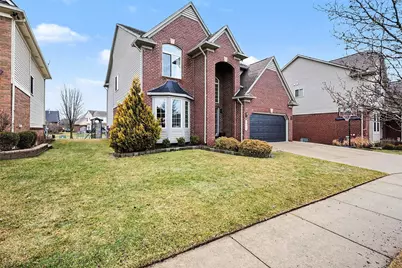 6714 Haymarket, Shelby Twp, MI 48317 - Photo 2