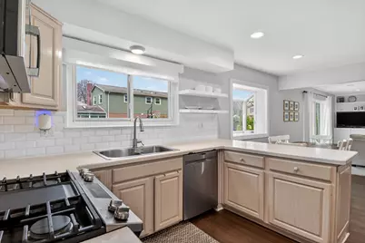 15895 Hickory Ridge Drive, Northville, MI 48168 - Photo 20