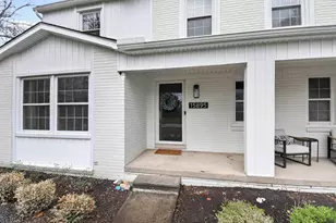 15895 Hickory Ridge Dr, Northville, MI 48168 - Photo 6