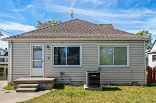 25616 Hoffmeyer St, Roseville, MI 48066 - Photo 6