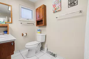 12294 N Sherman Lake Dr, Augusta, MI 49012 - Photo 20