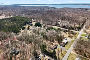 6335 Shagway Rd, Ludington, MI 49431 - Photo 32