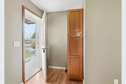 215 3rd Street, Fenton, MI 48430 - Photo 6