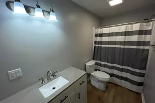 913 Pine Ave, Alma, MI 48801 - Photo 22