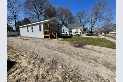 913 Pine Avenue, Alma, MI 48801 - Photo 38
