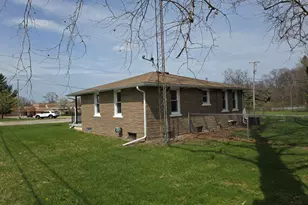 106 N Quincy St, Lawton, MI 49065 - Photo 4