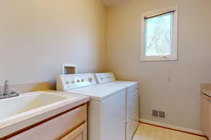 6576 Kennesaw Rd, Canton, MI 48187 - Photo 30