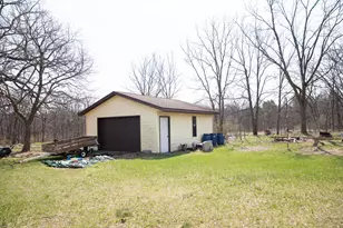 4556 Riverbend Dr SW, Grand Rapids, MI 49534 - Photo 18