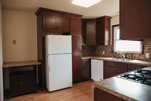 4556 Riverbend Dr SW, Grand Rapids, MI 49534 - Photo 2