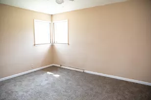 4556 Riverbend Dr SW, Grand Rapids, MI 49534 - Photo 8